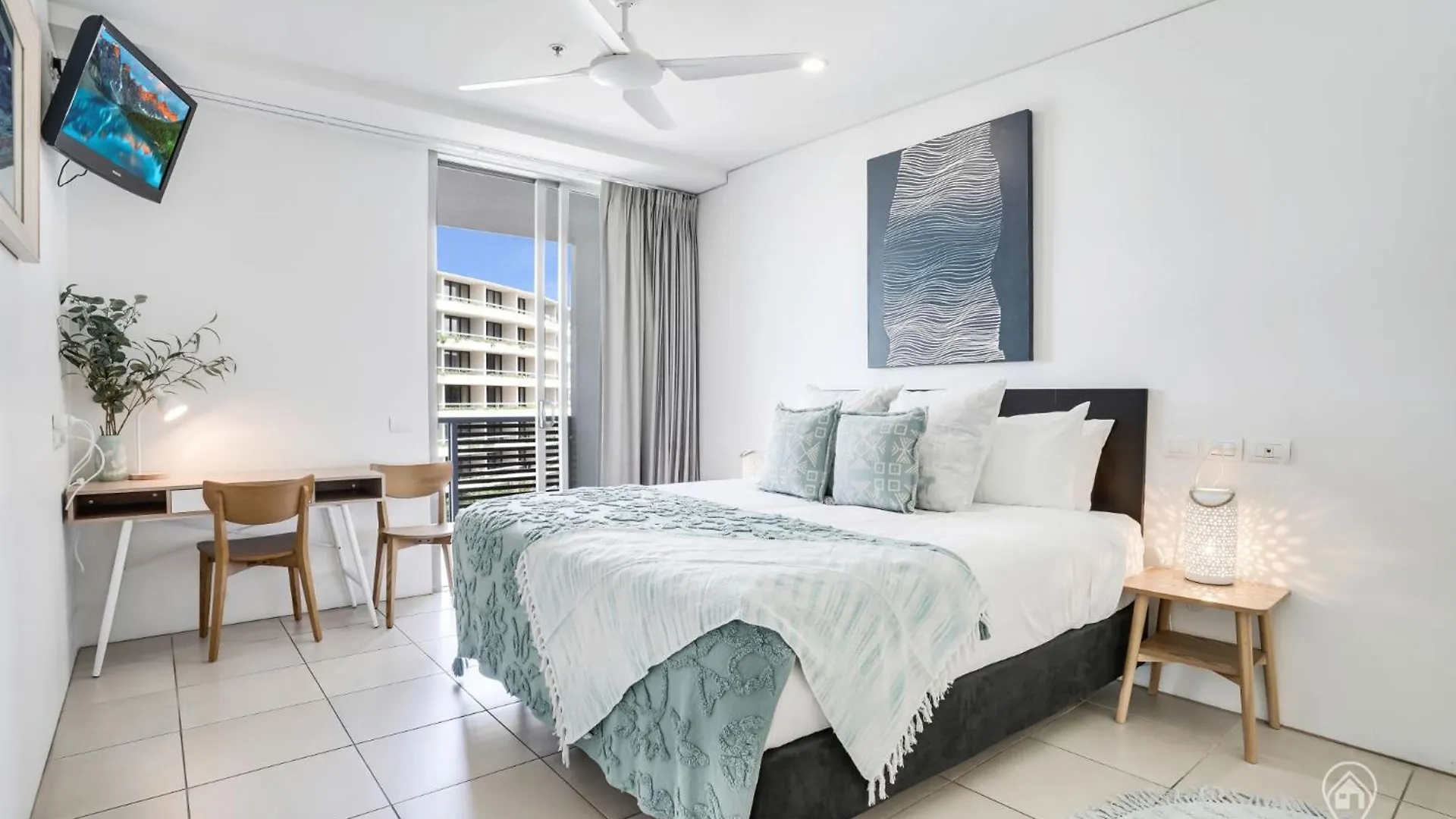Hotel 602 Harbour Lights With Ocean Views Cairns Austrálie
