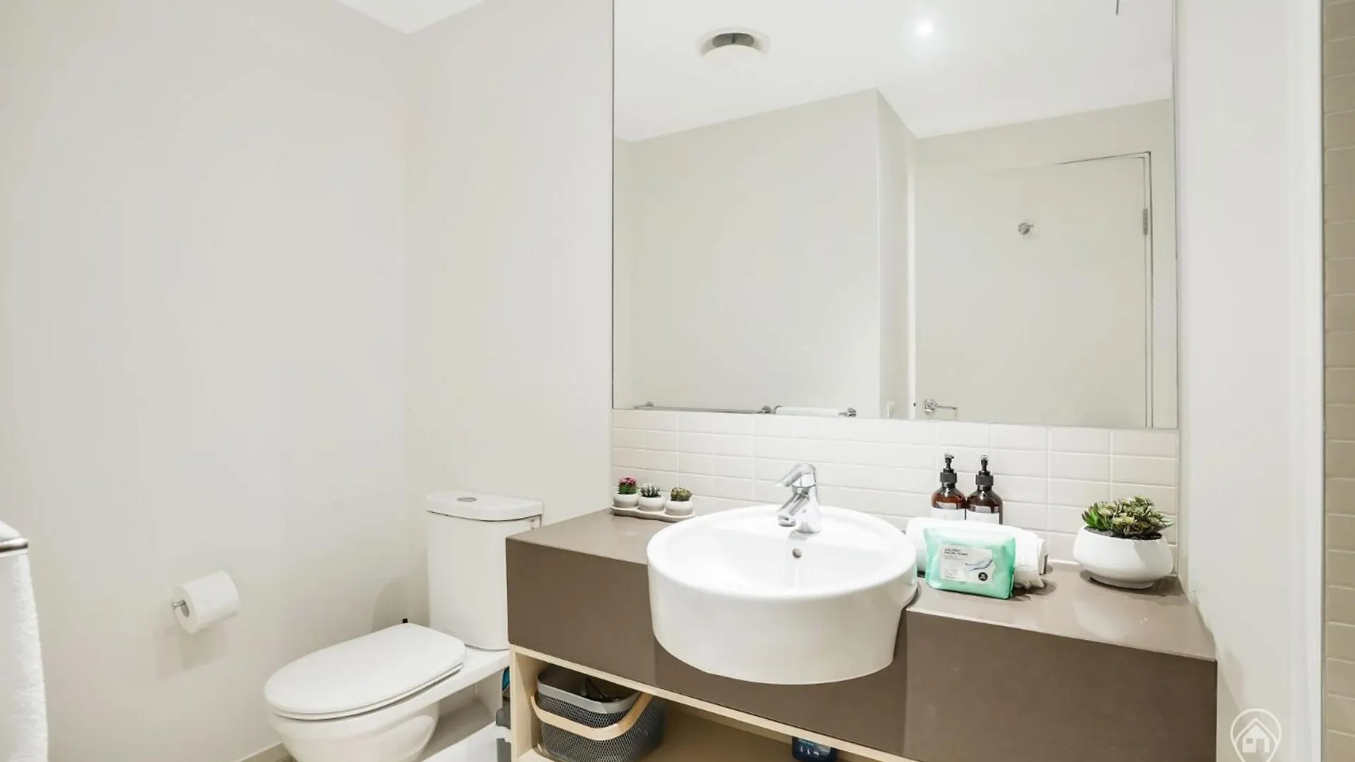 Inn 602 Harbour Lights With Ocean Views Hotel Cairns Australia